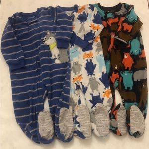 3 Carters Sleep & Play